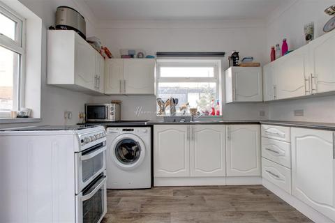 21 Beda Road, Cardiff, CF5 1LX