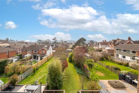 29 Beaufort Road, Reigate, RH2 9DQ