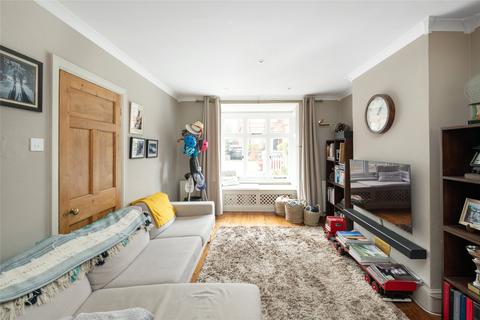 29 Beaufort Road, Reigate, RH2 9DQ