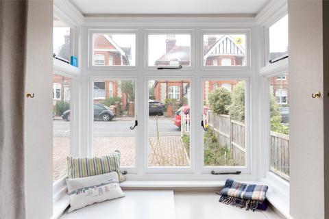 29 Beaufort Road, Reigate, RH2 9DQ