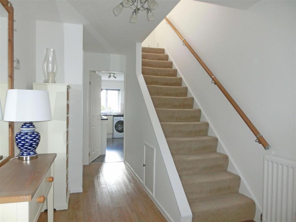 The Spinney, Wythall 3 bed semidetached house £325,000