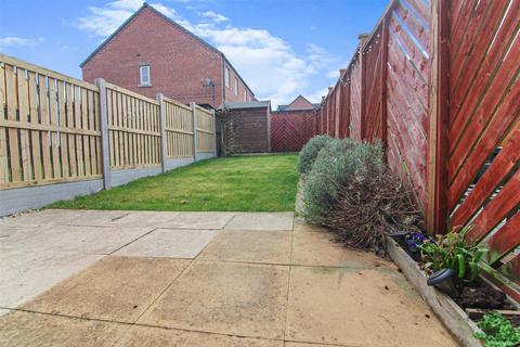 52 Bellscroft, Wombwell, Barnsley, S73 0UZ