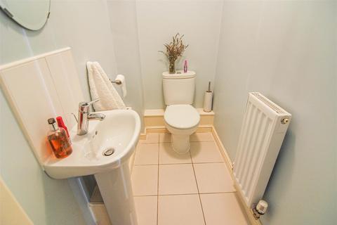 52 Bellscroft, Wombwell, Barnsley, S73 0UZ