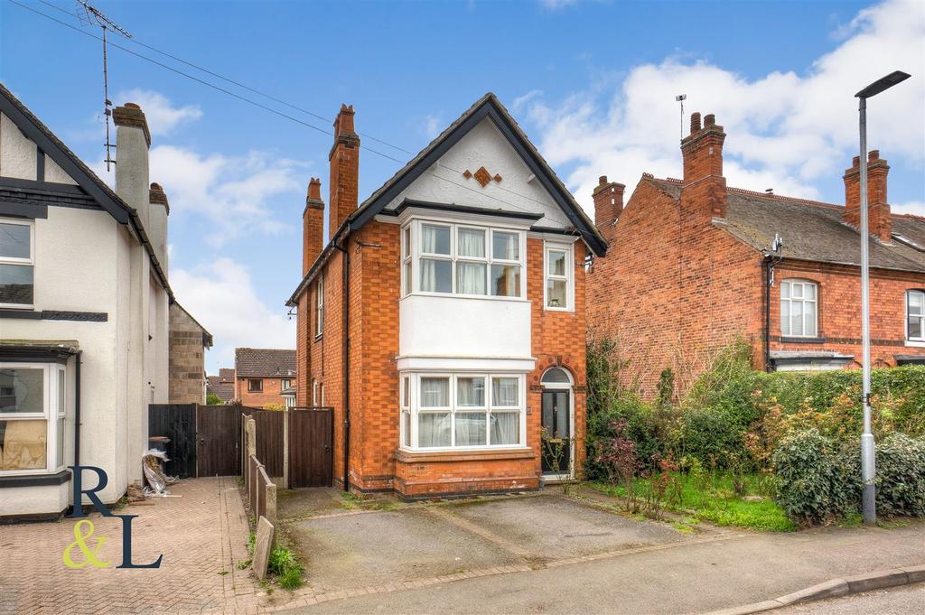 Avenue Road, AshbyDeLaZouch 3 bed detached house £425,000