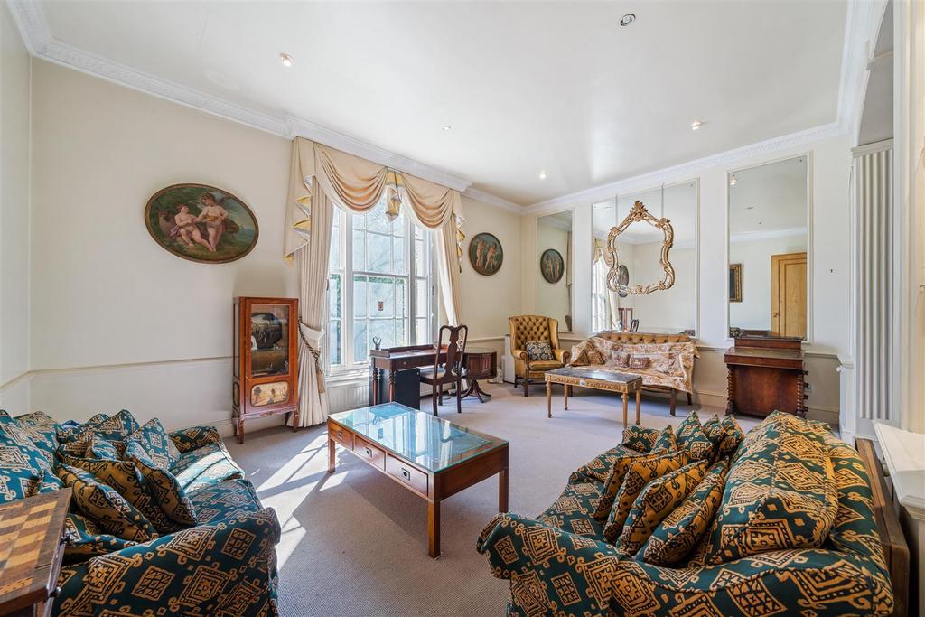 12 A Norfolk Road NW8 6 HE-No Watermark-3.jpg