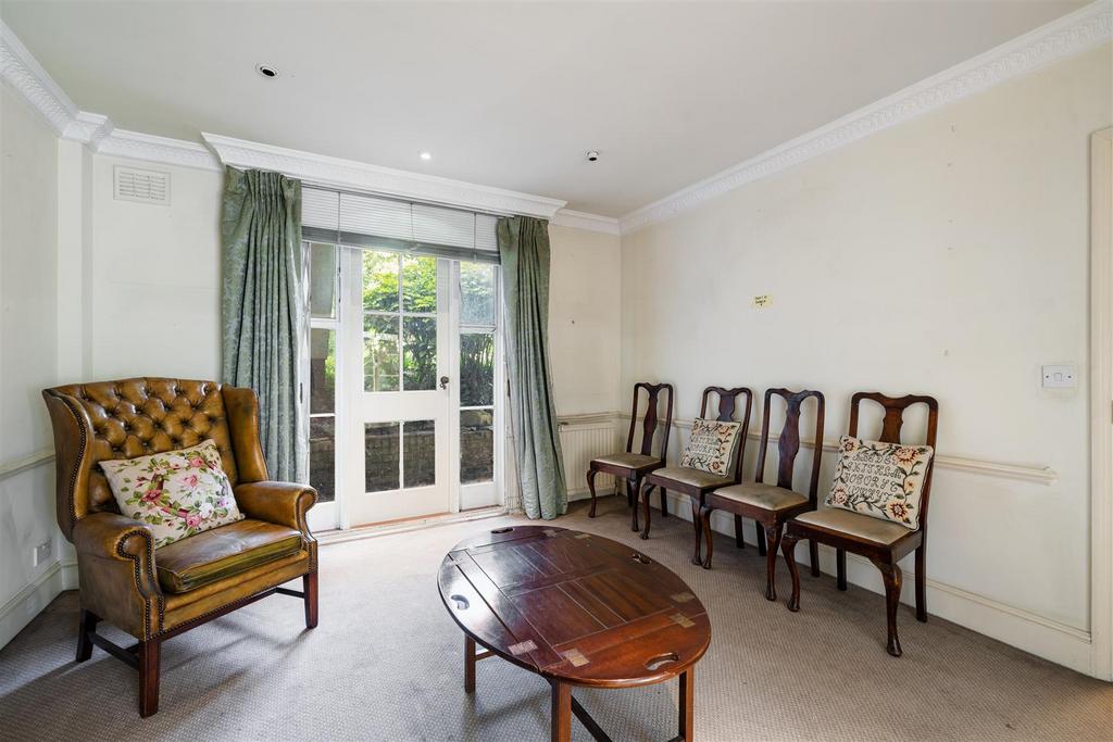 12 A Norfolk Road NW8 6 HE-No Watermark-8.jpg