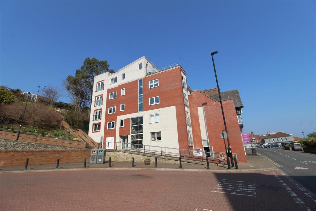 The Chain Locker, Duke Street, North Shields 2 bed flat £750 pcm (£