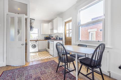 3a Rubens Street, London, SE6 4DH