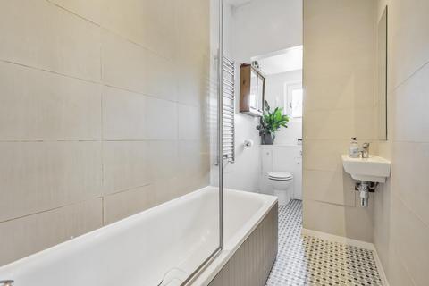 3a Rubens Street, London, SE6 4DH