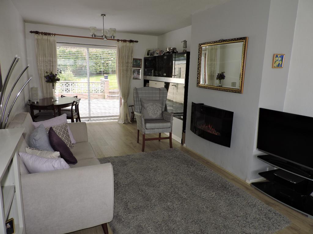 James Griffiths Road, Pontamman... 3 bed detached house £250,000