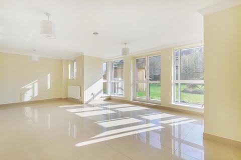 1, Maxim Apartments, 2 Wheeler Place, Bromley, BR2 9EZ