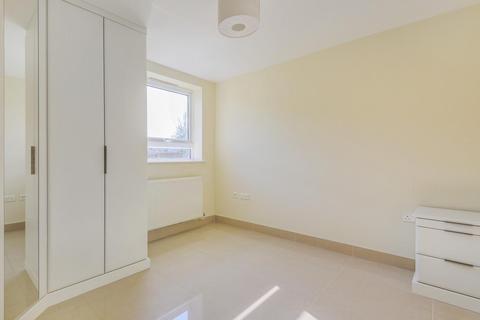 1, Maxim Apartments, 2 Wheeler Place, Bromley, BR2 9EZ