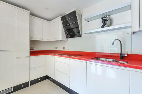 1, Maxim Apartments, 2 Wheeler Place, Bromley, BR2 9EZ