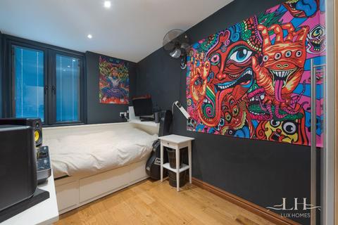16 Hernshaw, Herongate, Brentwood, CM13 3PE
