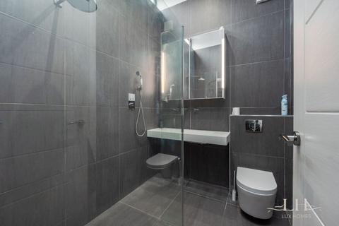 16 Hernshaw, Herongate, Brentwood, CM13 3PE