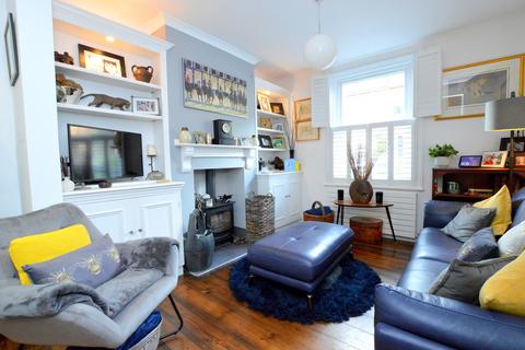 14 Norbury Road, Reigate, RH2 9BY