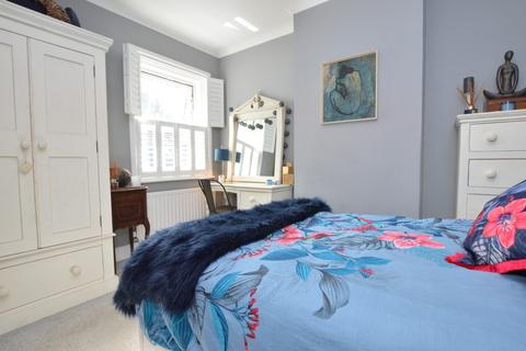 14 Norbury Road, Reigate, RH2 9BY