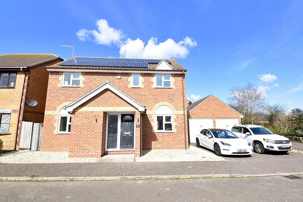 Valley Walk, Felixstowe, IP11 7TD 4 bed detached house £450,000