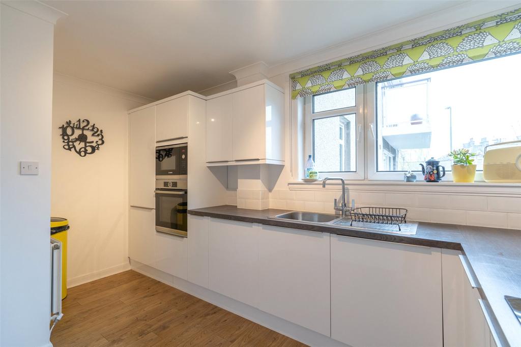 Kitchen Alt