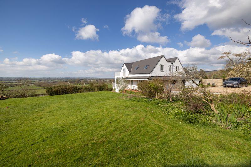 Bradley Cross, Cheddar Quiet Rural... 7 bed detached house £1,225,000