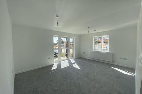 2 bedroom apartment to rent, Richard Road, Chichester