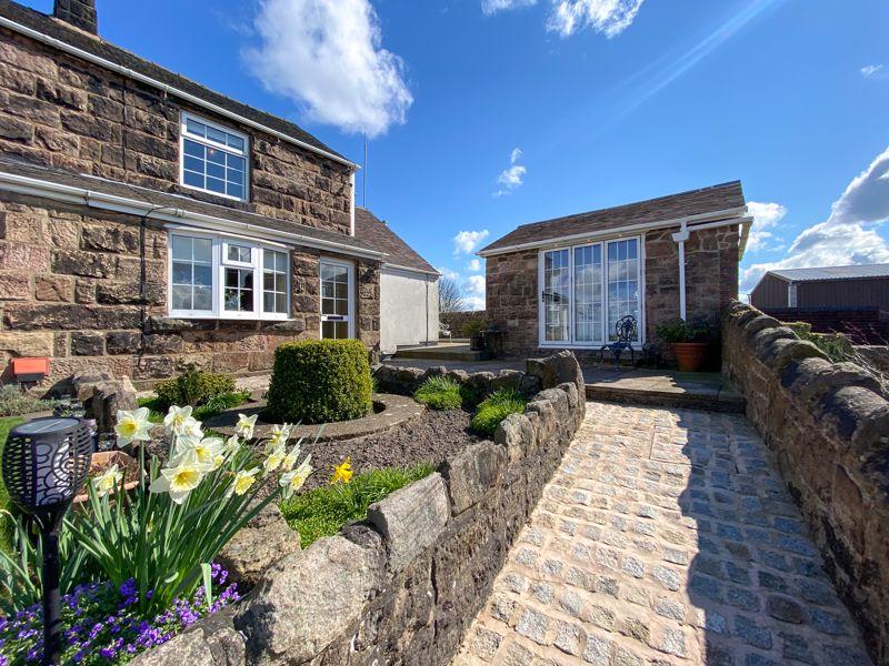 New Street, Biddulph Moor, ST8 7NQ 2 bed semidetached house £189,950