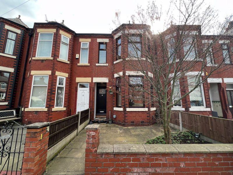 Light Oaks Road, Salford 2 bed terraced house £230,000