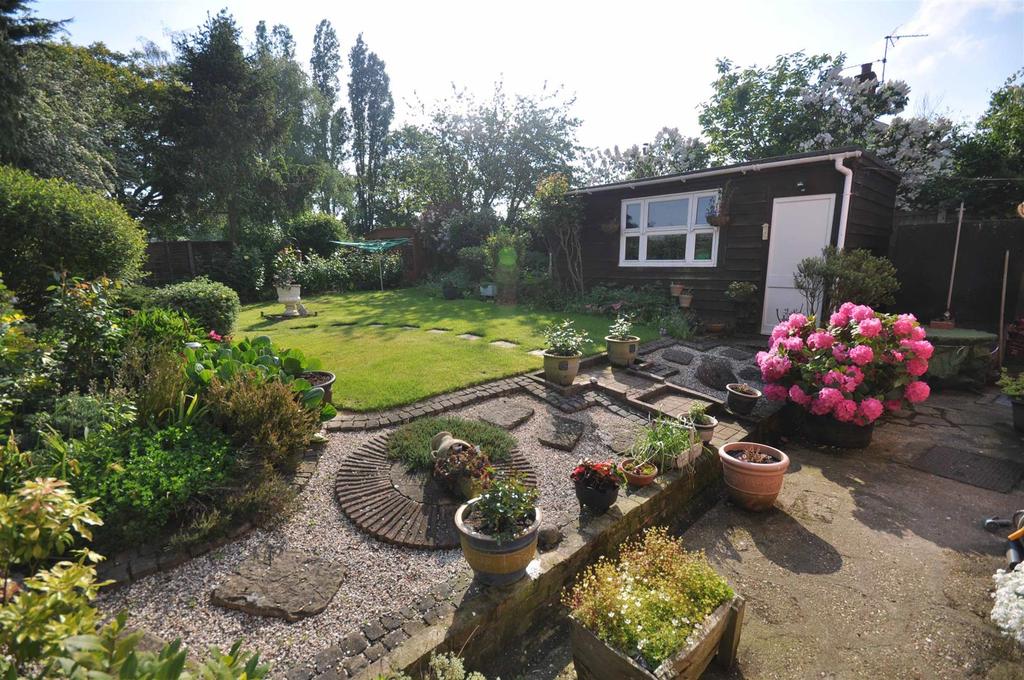 Garden 1.jpg