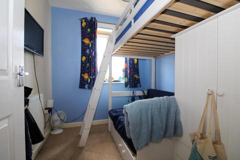 1 Crag View, Bradford, BD10 9HB