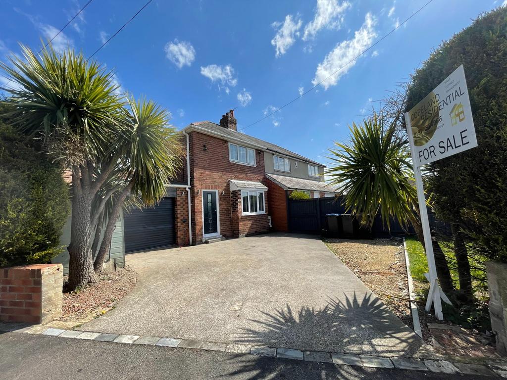 Glenavon Avenue, Chesterlestreet, DH2 2 bed semidetached house £135,000