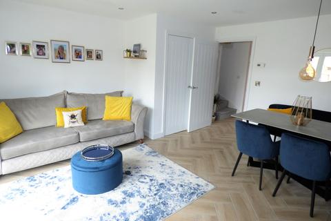 46 Bailey Road, Wilmslow, SK9 2TX