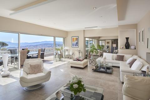 5 bedroom villa, Cannes, Alpes-Maritimes, Alpes-Maritimes, France