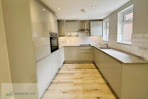 1 bedroom apartment to rent, Hersham