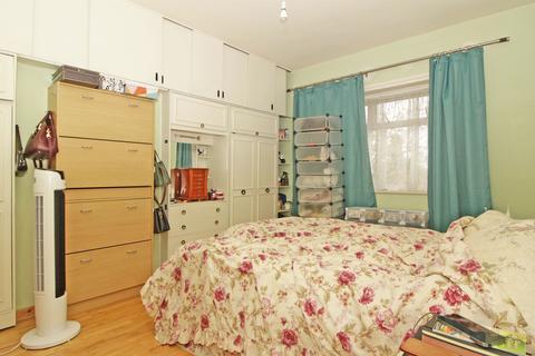 1 Moorside Road, Bromley, BR1 5EP