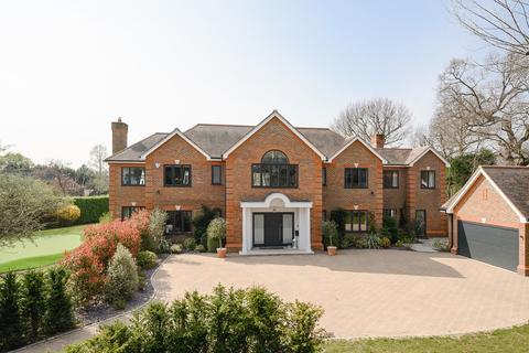 Chase House The Chase, Oxshott, Leatherhead, KT22 0HR