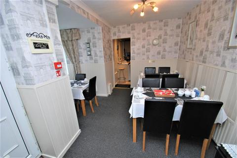 8 bedroom terraced house for sale - Ocean Road, South Shields
