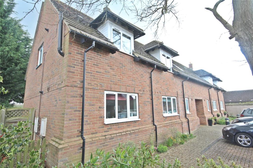 De Sanford Court, Greenfield Road, Westoning, Bedfordshire, MK45 2 bed