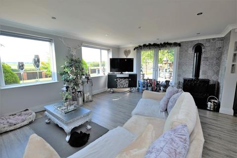 80 Chain Lane, Staining, Blackpool, FY3 0DF