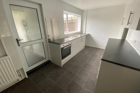 3 bedroom terraced house to rent - Clynes Road, Middlesbrough, North Yorkshire, TS6