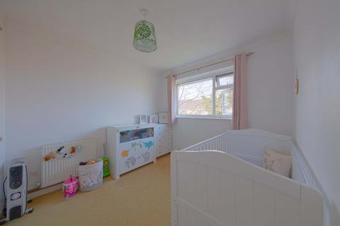 2 bedroom maisonette to rent, Ray Park Ave, Maidenhead, SL6