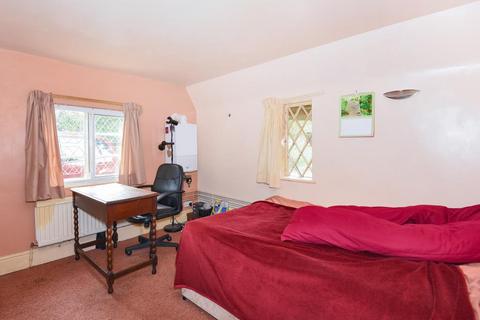 3 bedroom cottage for sale, Shrivenham,  Oxfordshire,  SN6