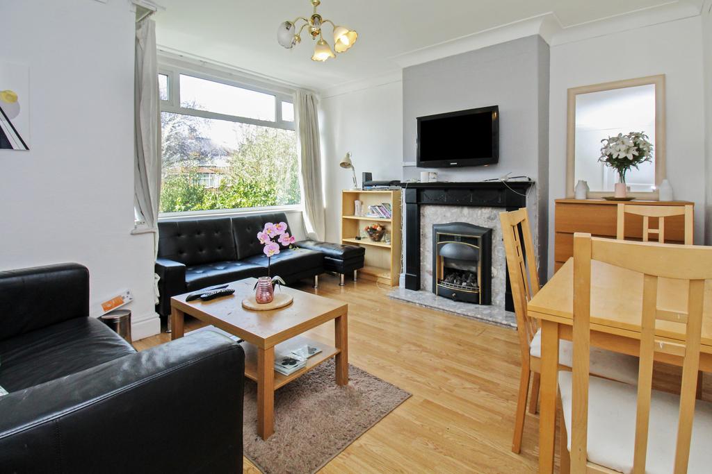 All Bills Included Newport View, Headingley 4 bed semidetached house