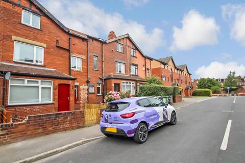 4 bedroom terraced house to rent, BILLS INCLUDED - Hessle Road, Hyde Park, Leeds, LS6