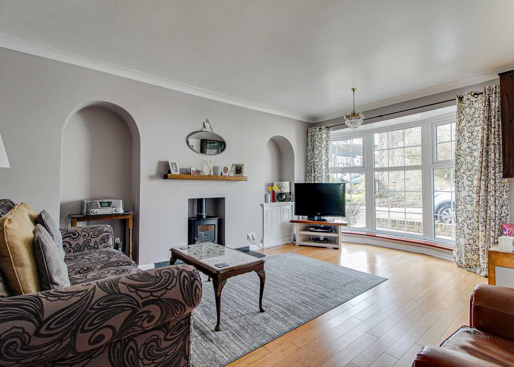 Rufus Close, Lewes 3 bed end of terrace house £599,950