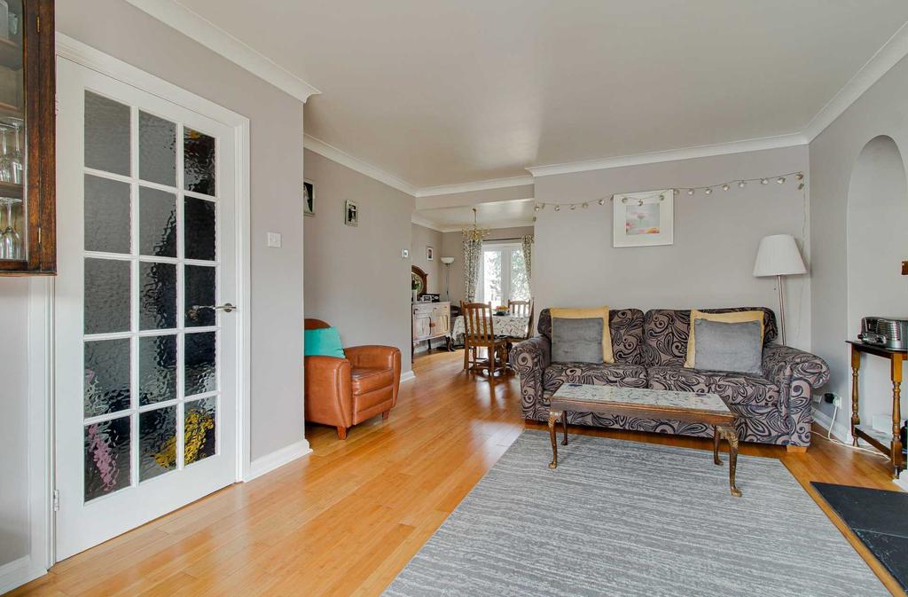 Rufus Close, Lewes 3 bed end of terrace house £599,950