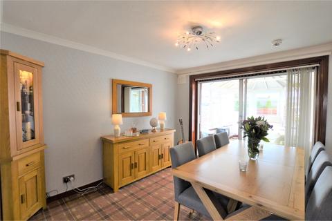 38 Crummock Gardens, Beith, KA15 2HD