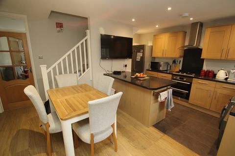 7 Aylesham Road, Orpington, BR6 0TX