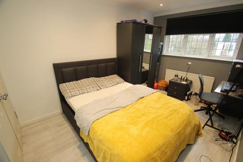 7 Aylesham Road, Orpington, BR6 0TX