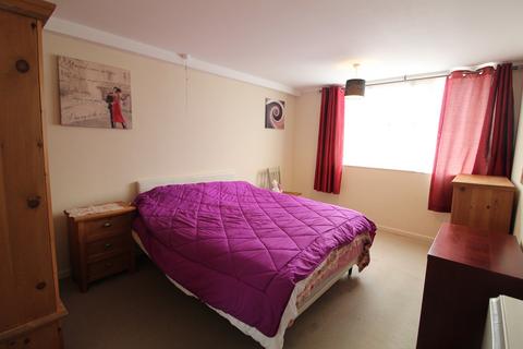 2 bedroom apartment to rent, Camden House, Marlowes, Hemel Hempstead, Hertfordshire, HP1 1BE