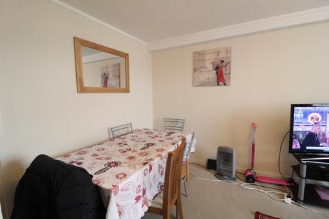 2 bedroom apartment to rent, Camden House, Marlowes, Hemel Hempstead, Hertfordshire, HP1 1BE